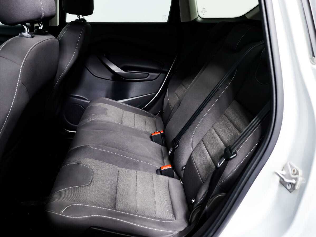 Ford Kuga, 2016 Фото №12