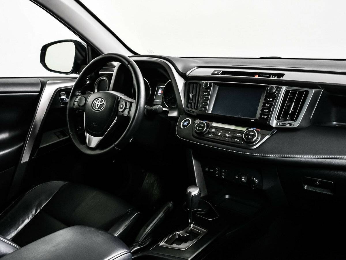 Toyota RAV4, 2017 Фото №9