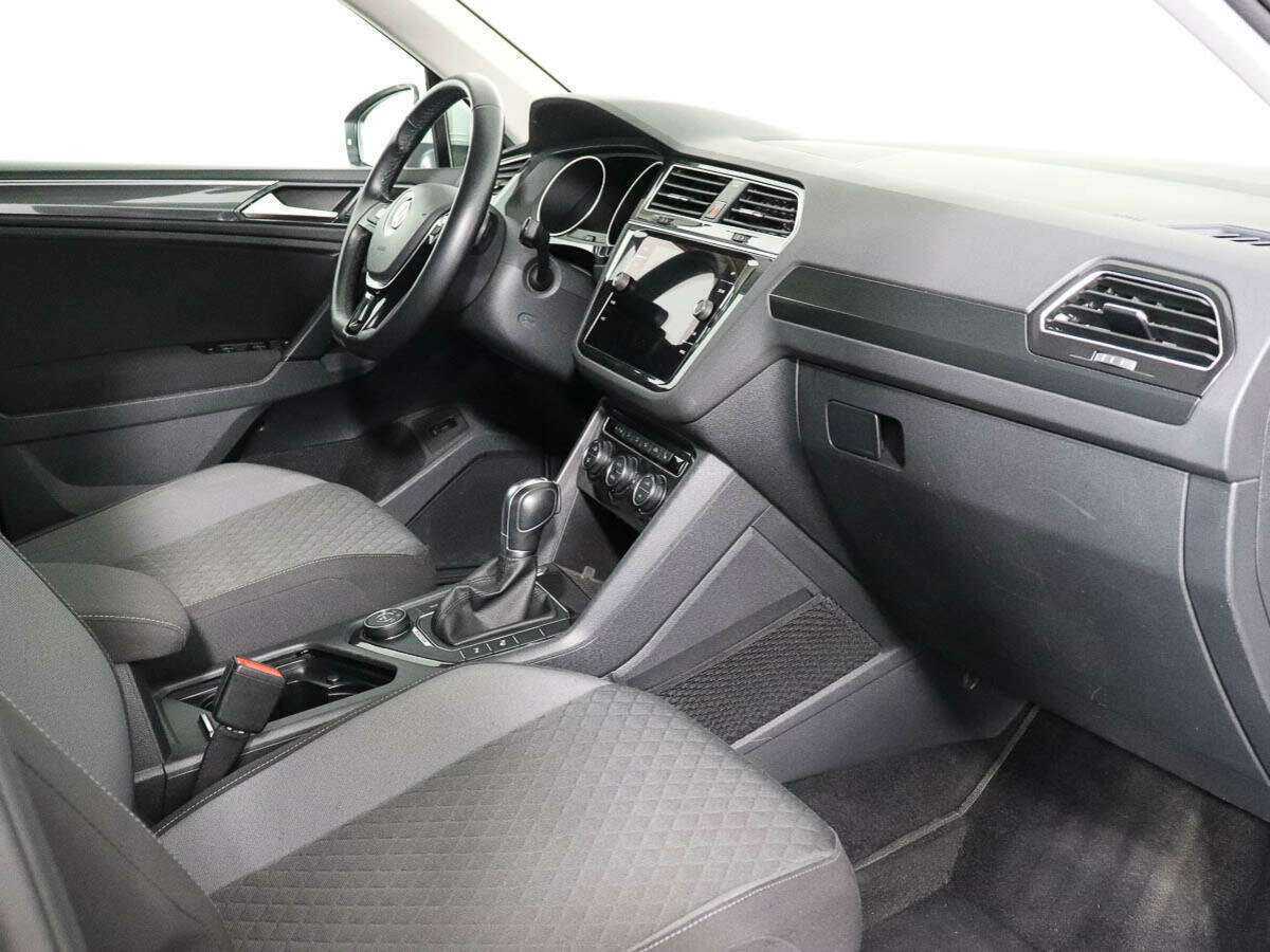 Volkswagen Tiguan, 2017 Фото №7