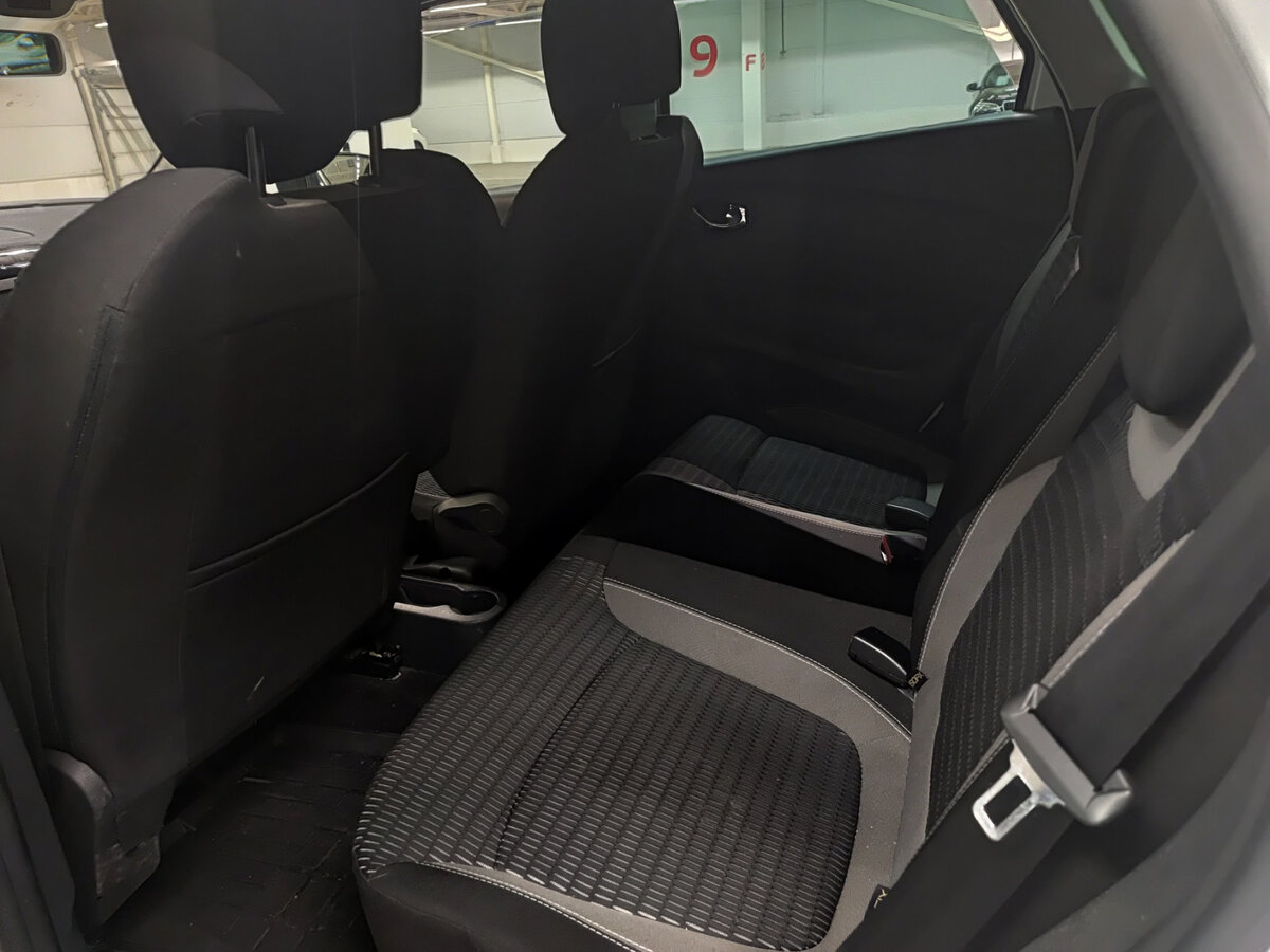 Renault Kaptur I, 2017 Фото №12