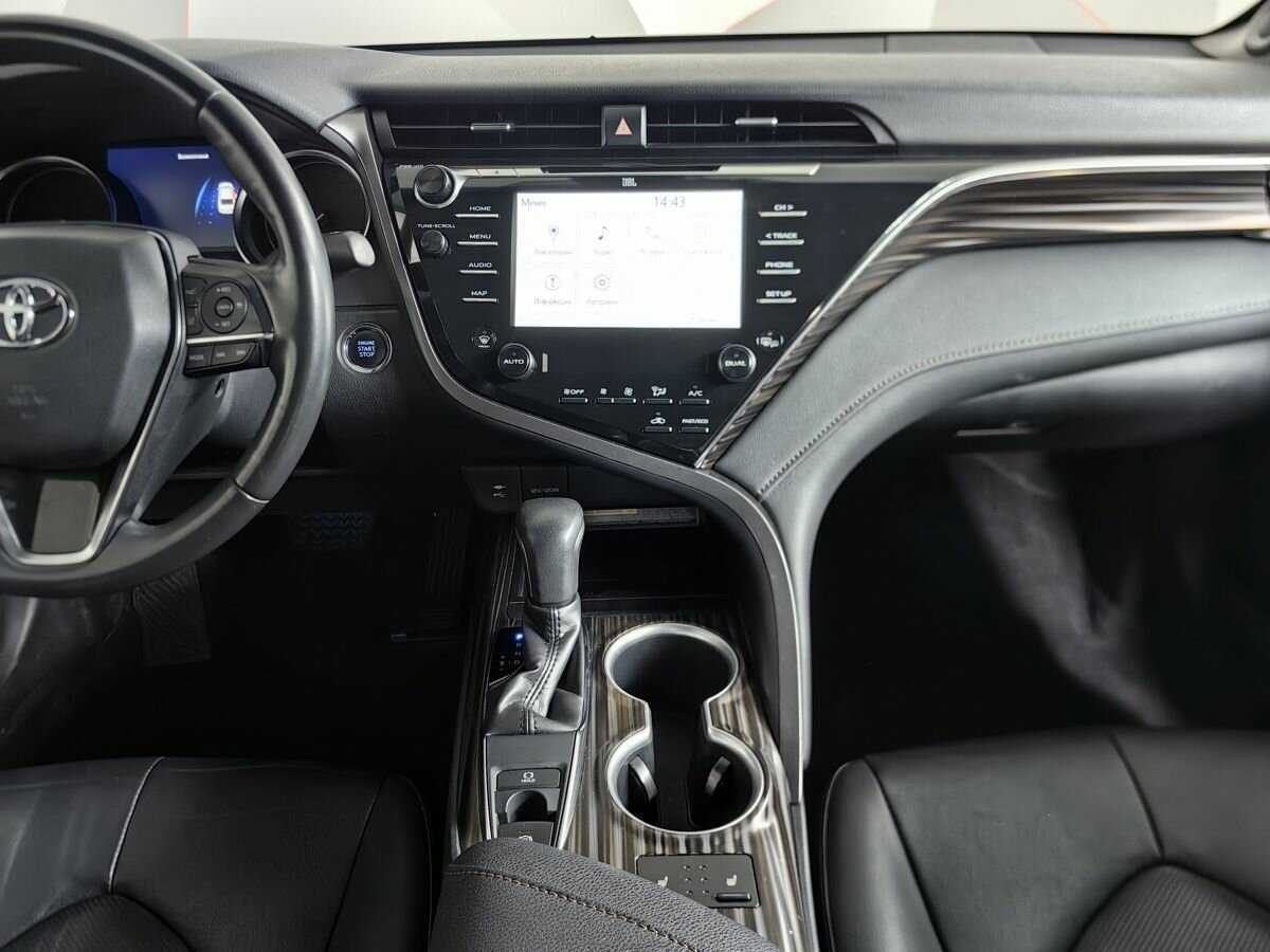 Toyota Camry, 2020 Фото №11