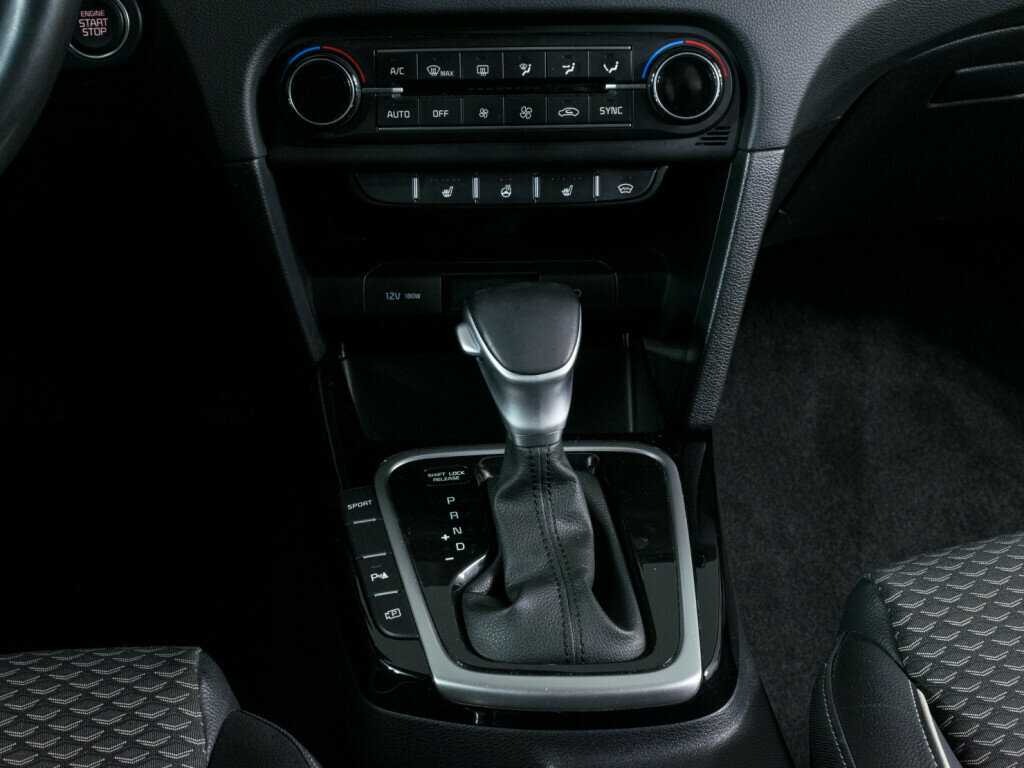 Kia Ceed, 2022 Фото №14