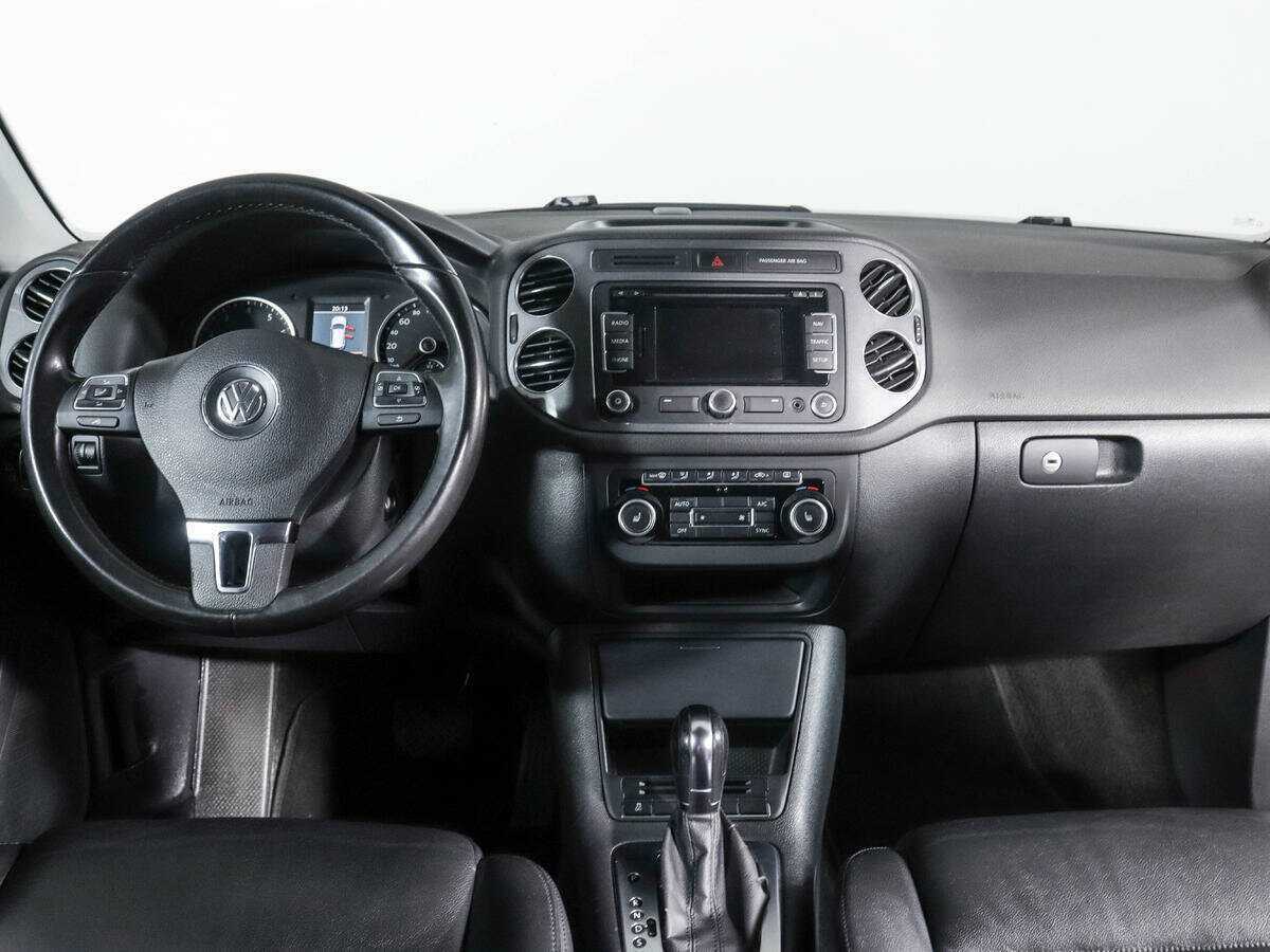 Volkswagen Tiguan, 2012 Фото №10