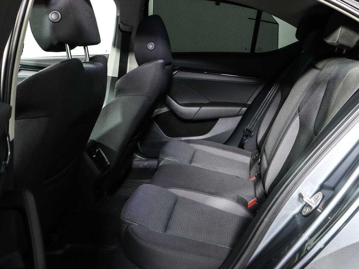 Skoda Octavia, 2021 Фото №9