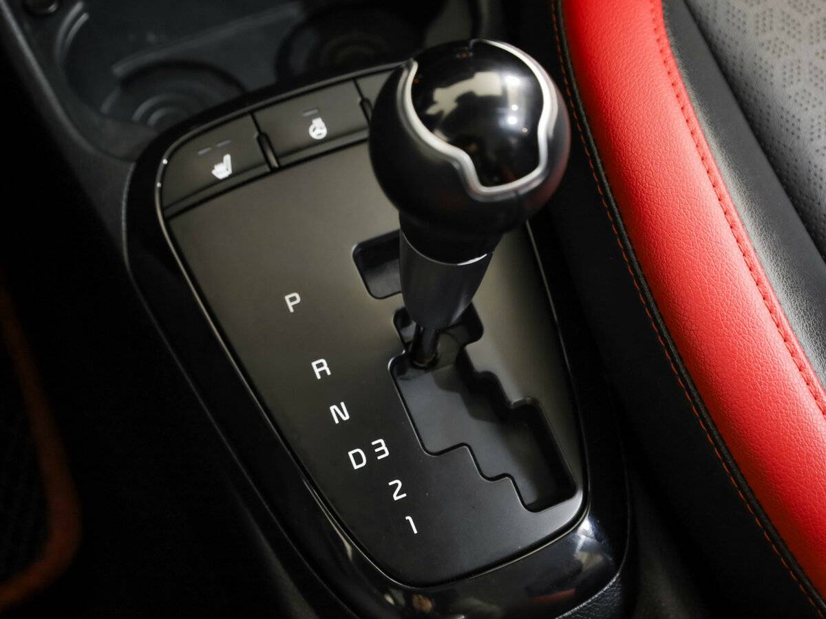 Kia Picanto III Рестайлинг, 2021 Фото №18