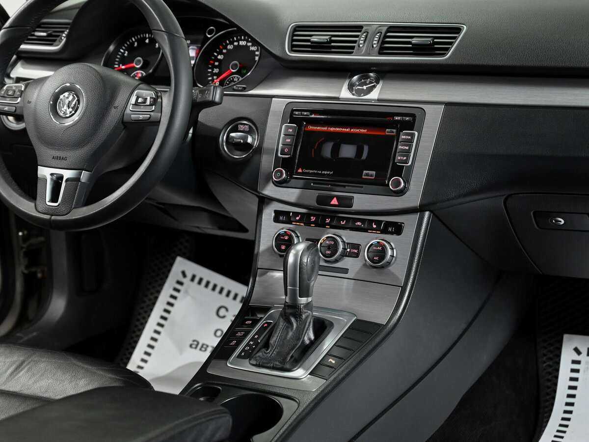 Volkswagen Passat, 2014 Фото №9