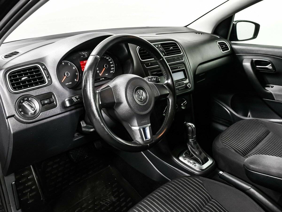 Volkswagen Polo, 2012 Фото №11