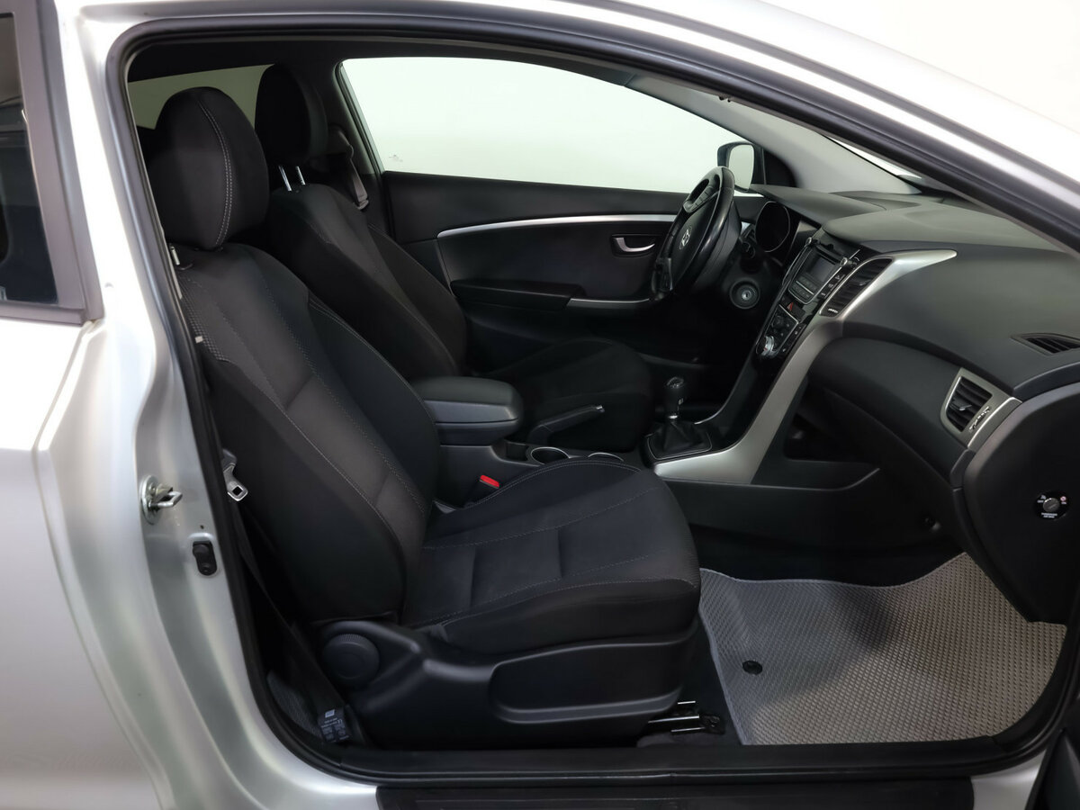 Hyundai i30 II, 2013 Фото №18