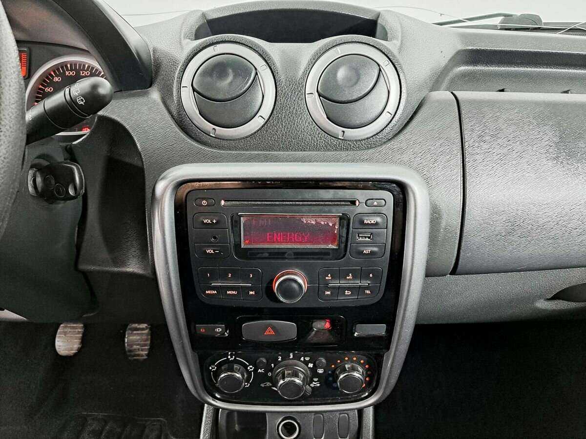 Renault Duster, 2012 Фото №13