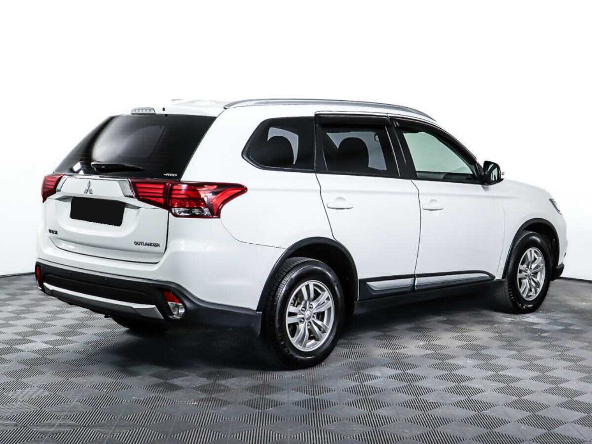 Mitsubishi Outlander, 2018 Фото №5