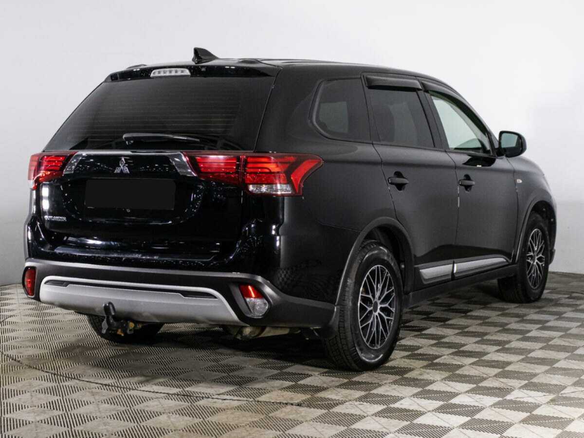 Mitsubishi Outlander, 2021 Фото №5