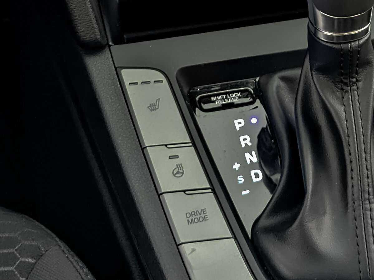 Hyundai Elantra, 2019 Фото №21