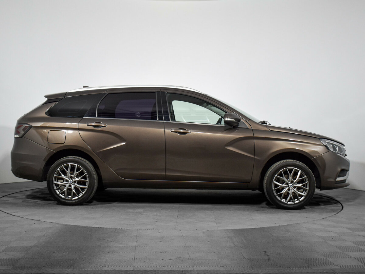 Lada (ВАЗ) Vesta SW I, 2018 Фото №4