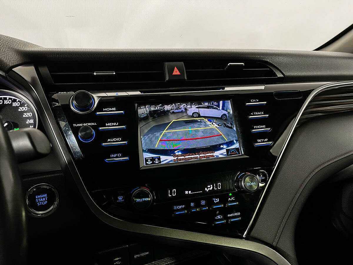 Toyota Camry, 2020 Фото №12