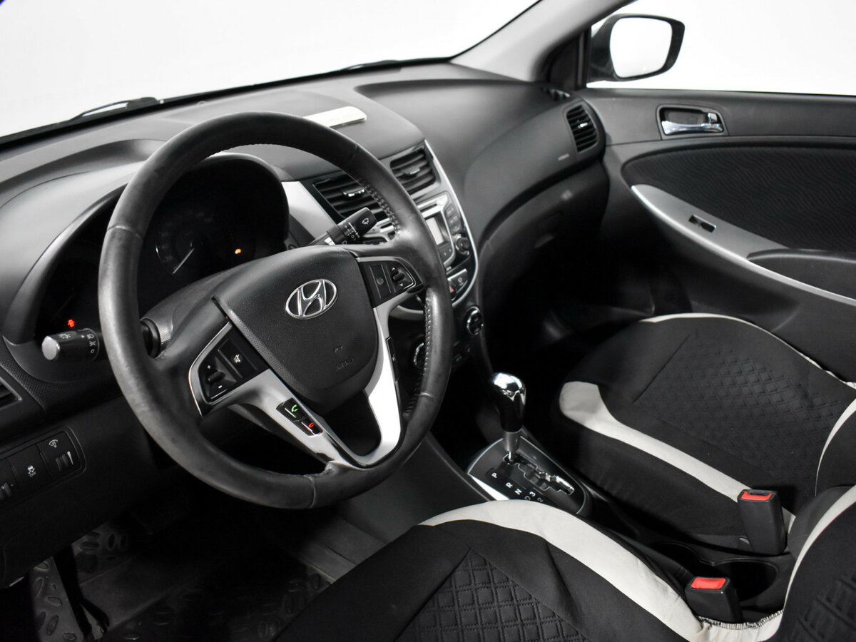 Hyundai Solaris I, 2012 Фото №9