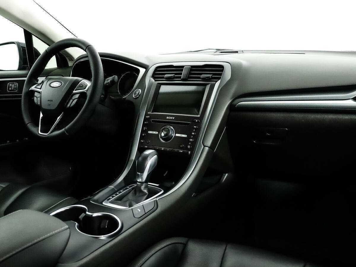 Ford Mondeo, 2017 Фото №13