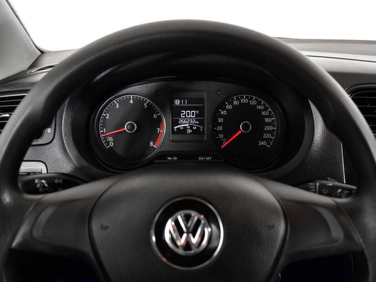 Volkswagen Polo, 2019 Фото №11