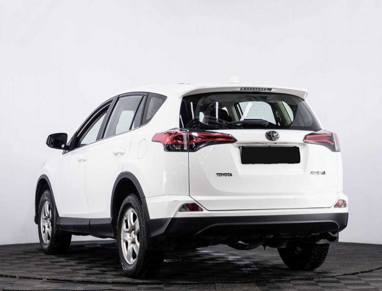 Toyota RAV4, 2018 Фото №6