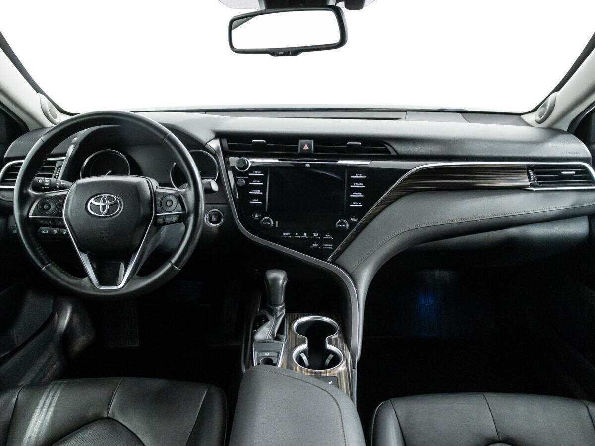 Toyota Camry, 2018 Фото №13