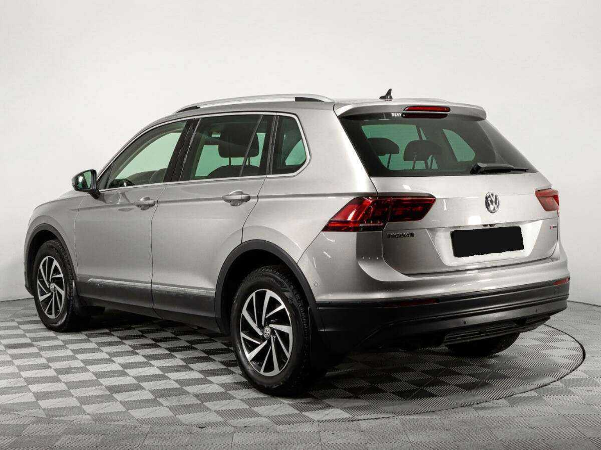 Volkswagen Tiguan, 2018 Фото №6