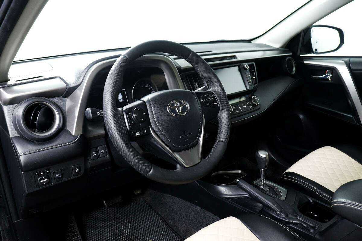 Toyota RAV4, 2017 Фото №13