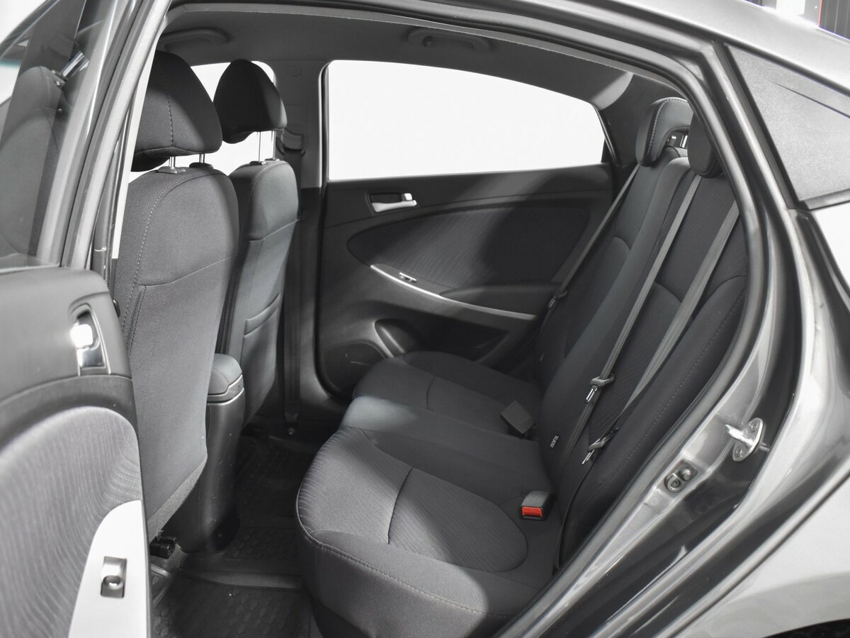 Hyundai Solaris I Рестайлинг, 2016 Фото №12