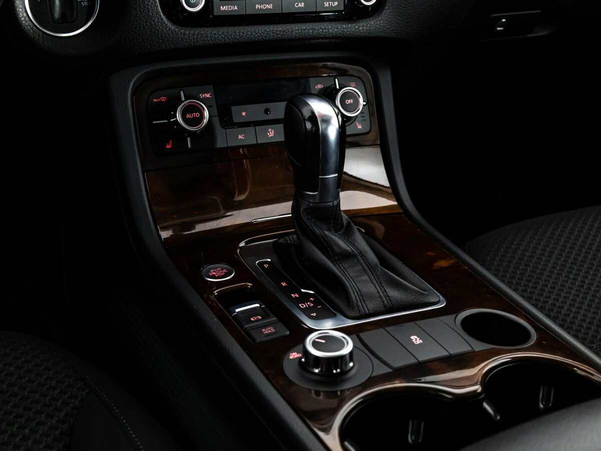 Volkswagen Touareg II, 2012 Фото №10