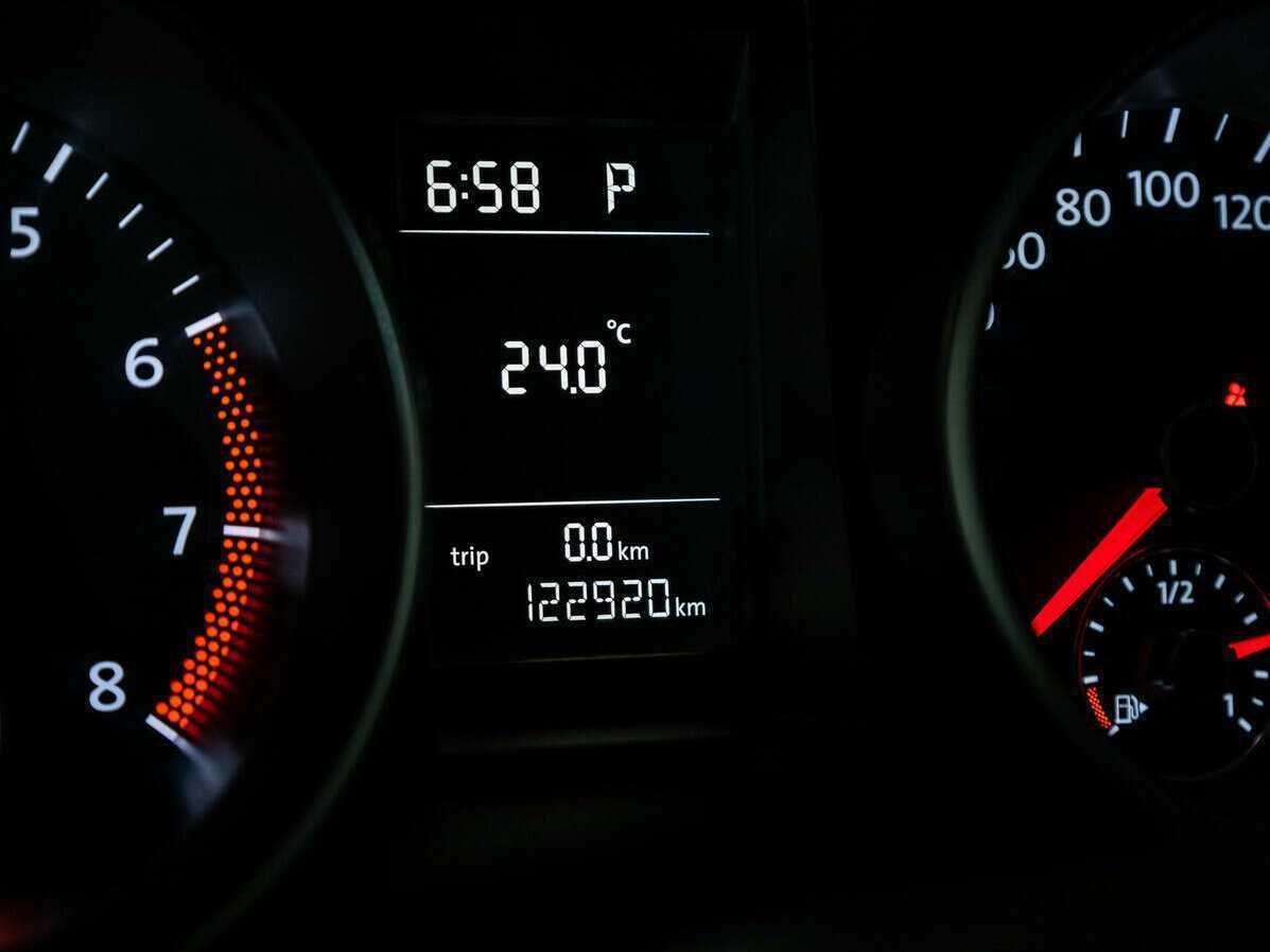 Volkswagen Golf, 2012 Фото №12