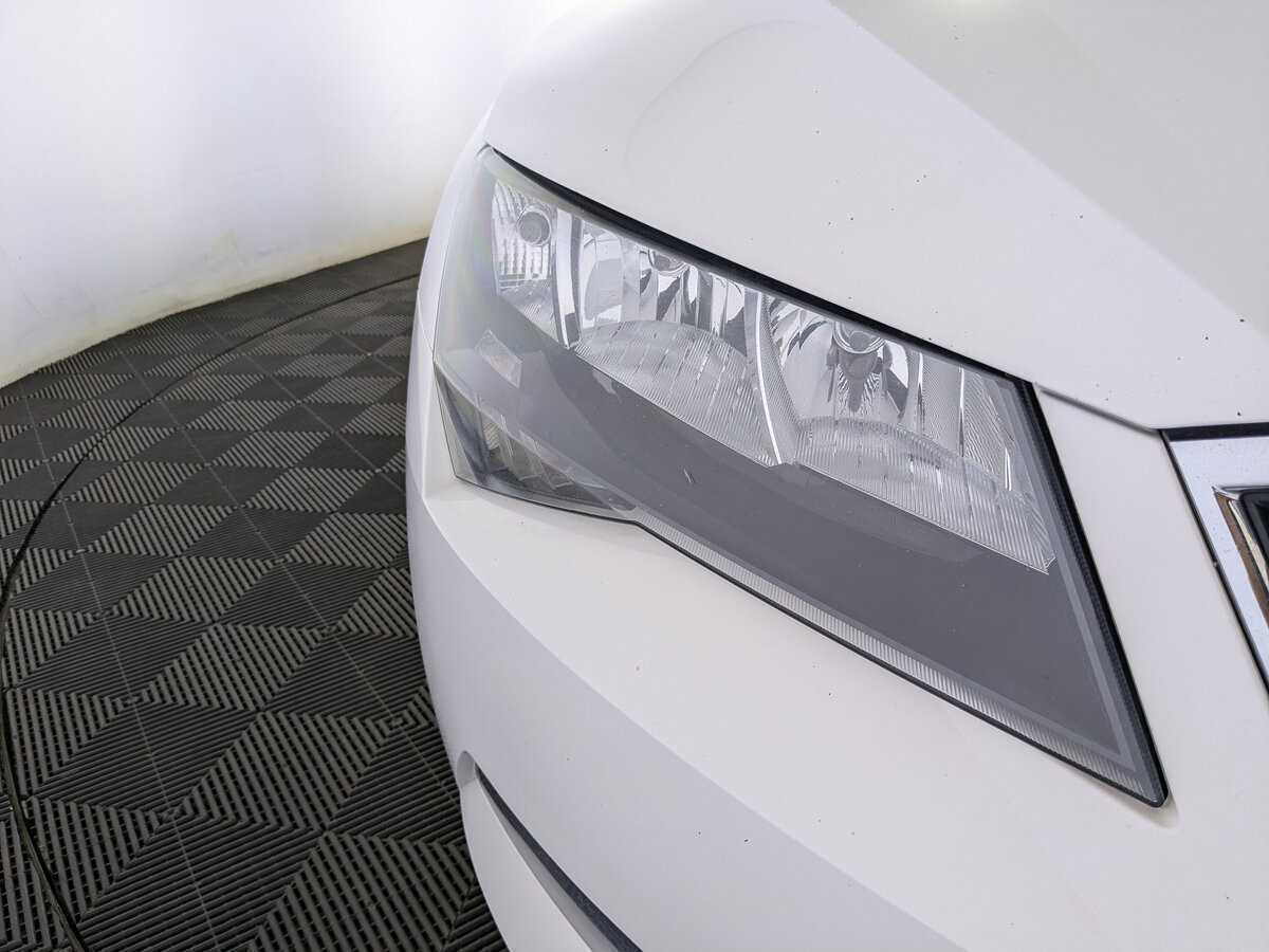 Skoda Superb, 2017 Фото №11