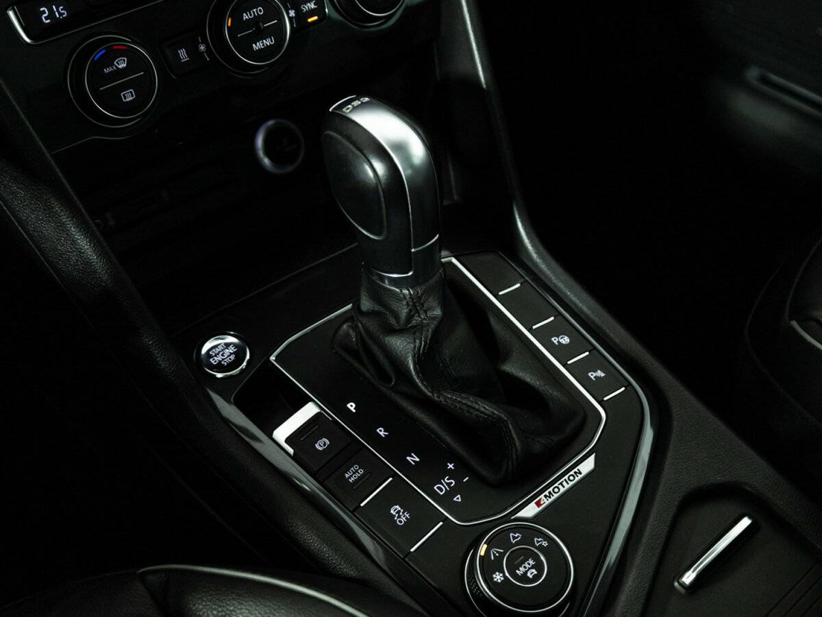 Volkswagen Tiguan II, 2017 Фото №17