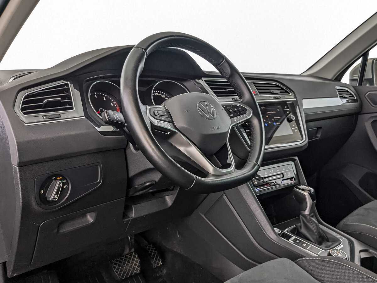 Volkswagen Tiguan, 2021 Фото №11