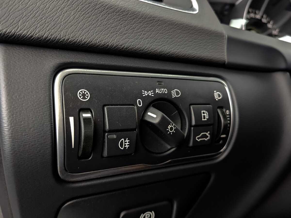 Volvo S60, 2017 Фото №20