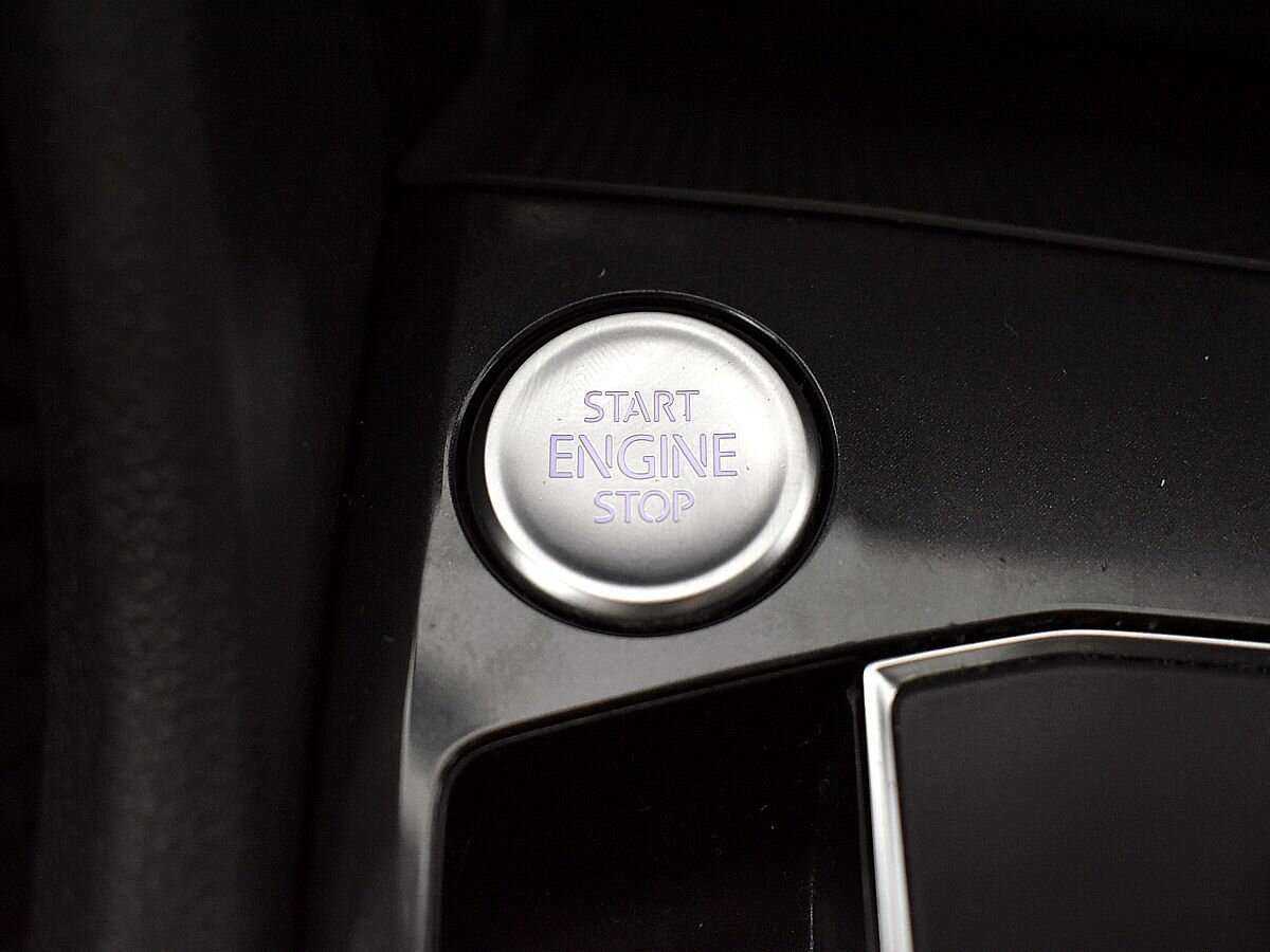 Volkswagen Tiguan, 2018 Фото №19