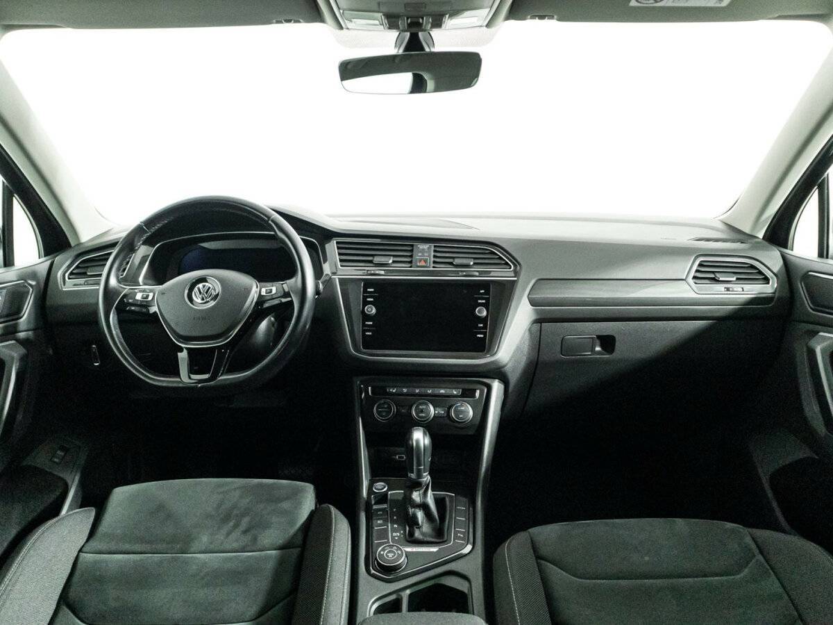 Volkswagen Tiguan, 2018 Фото №13