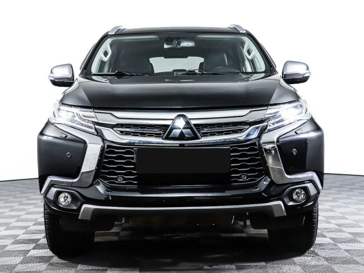 Mitsubishi Pajero Sport, 2018 Фото №2