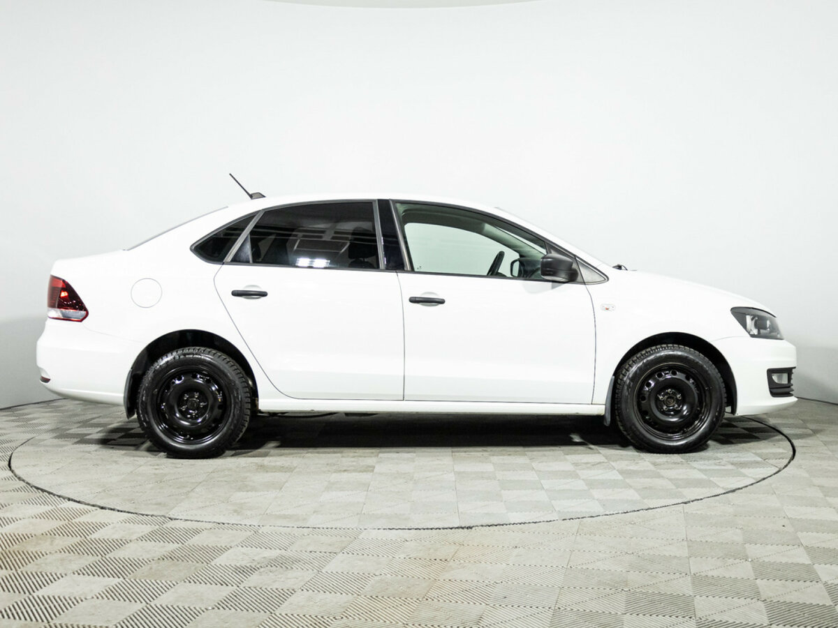 Volkswagen Polo V Рестайлинг, 2019 Фото №4