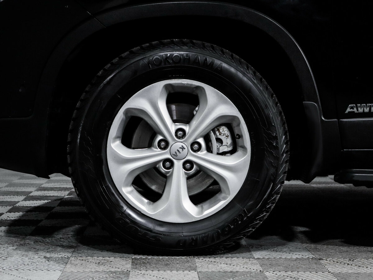 Kia Sorento II Рестайлинг, 2013 Фото №15