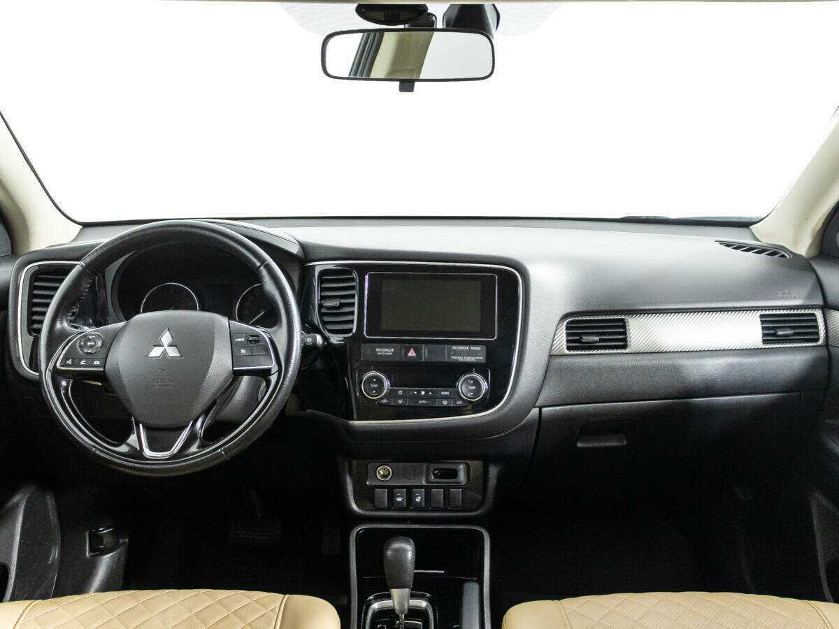 Mitsubishi Outlander, 2018 Фото №13