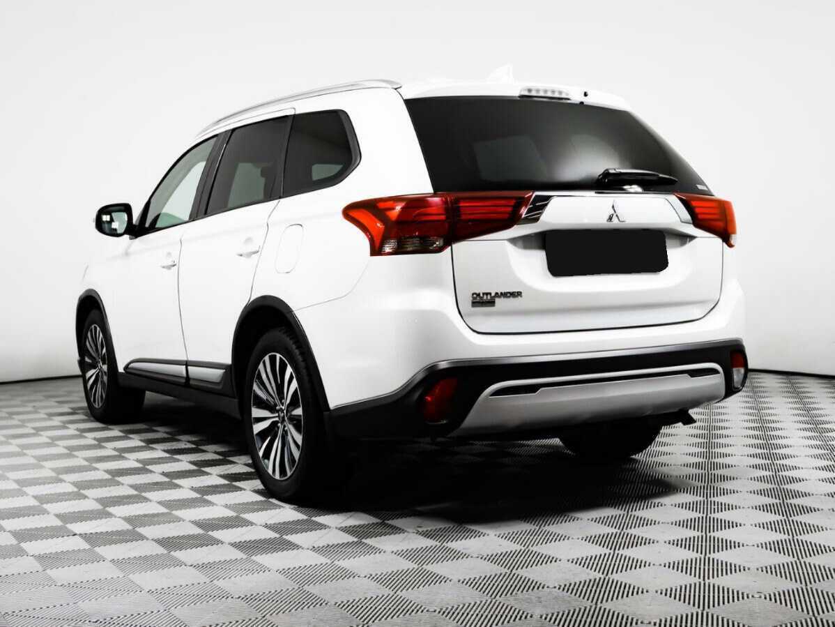 Mitsubishi Outlander, 2020 Фото №6