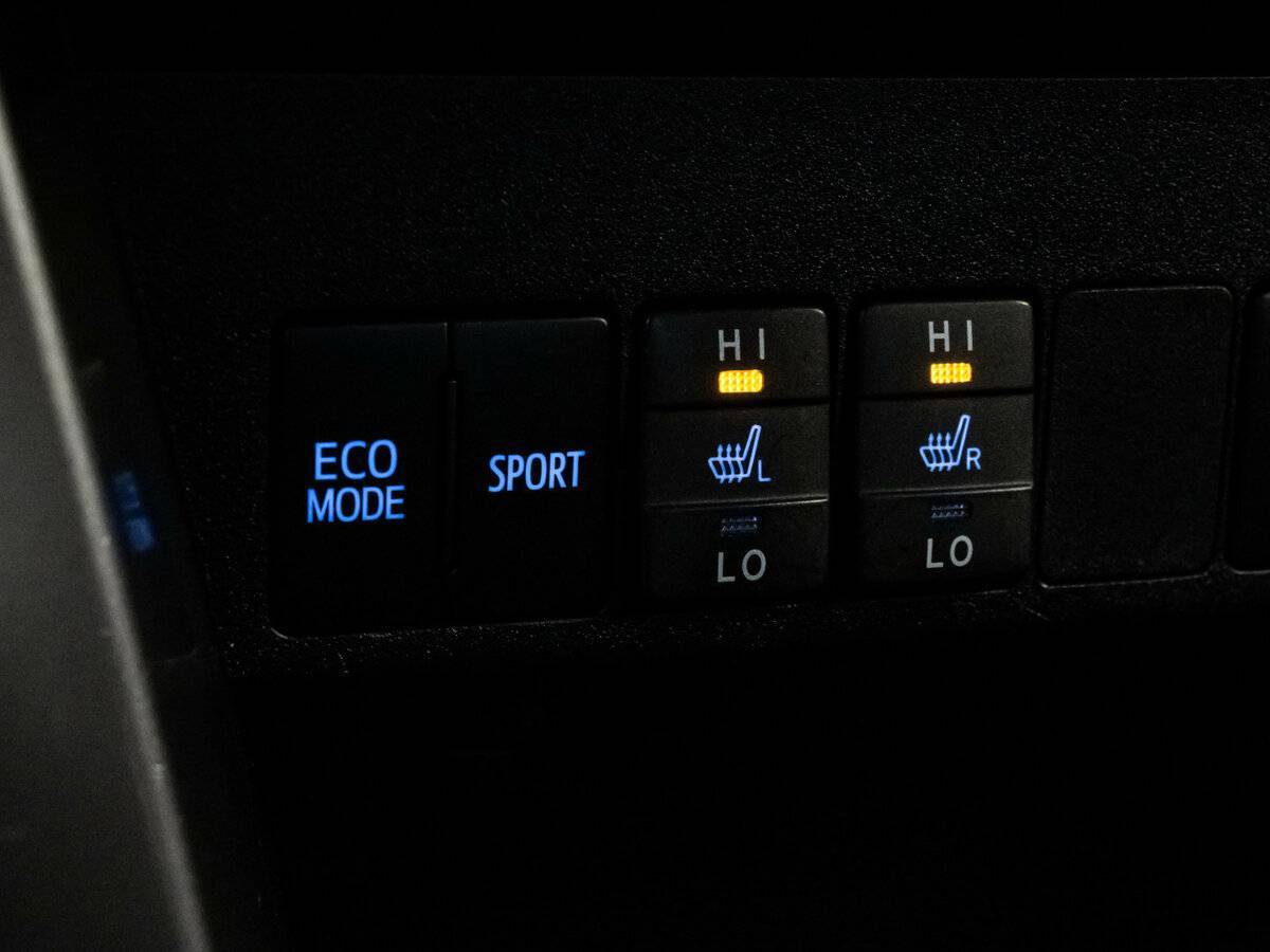 Toyota RAV4, 2017 Фото №13