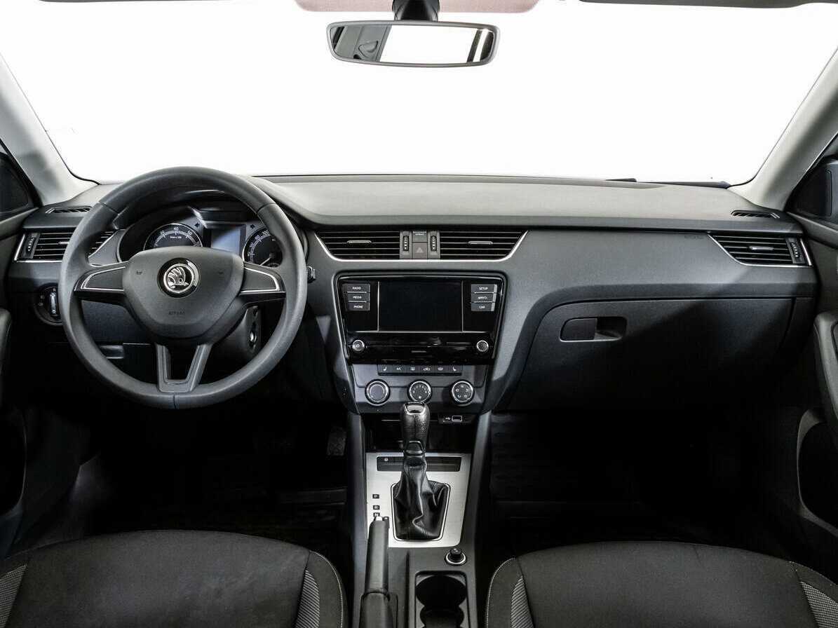 Skoda Octavia, 2018 Фото №10