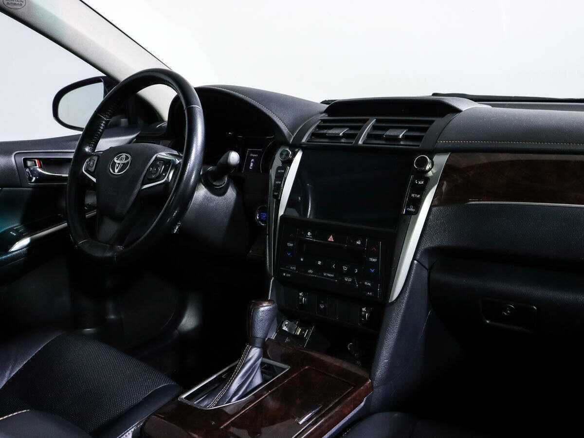 Toyota Camry, 2018 Фото №7