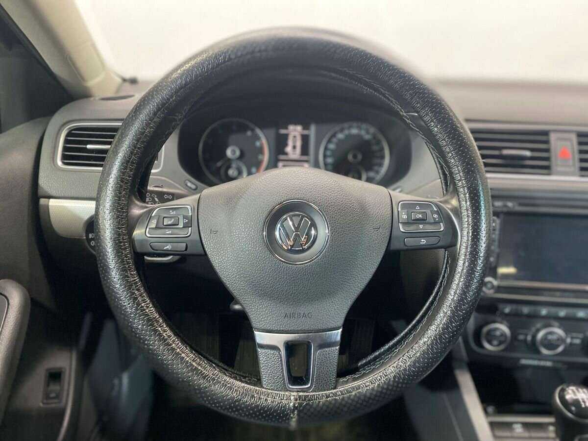 Volkswagen Jetta, 2013 Фото №12