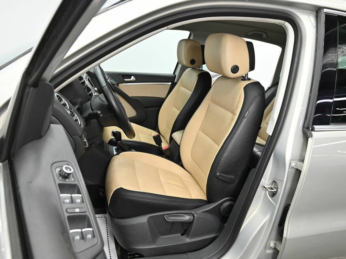 Volkswagen Tiguan, 2012 Фото №6