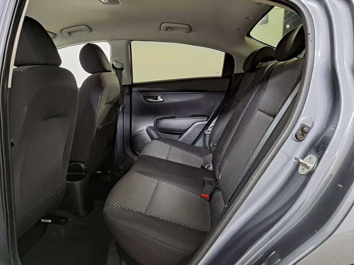 Kia Rio, 2018 Фото №11