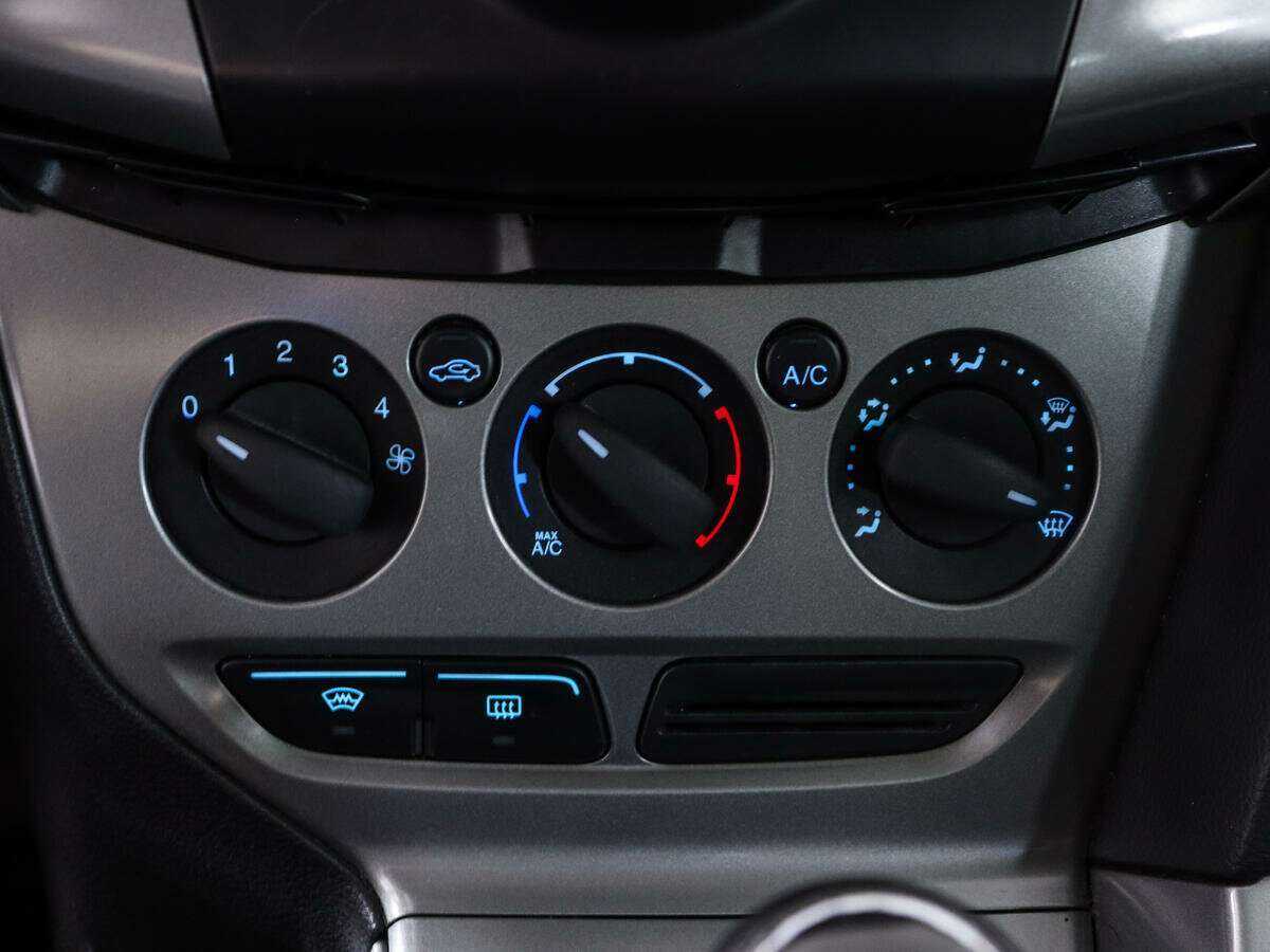 Ford Focus, 2012 Фото №17