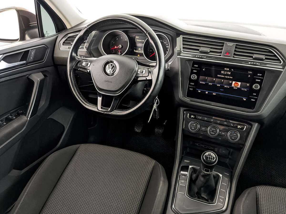 Volkswagen Tiguan, 2020 Фото №20