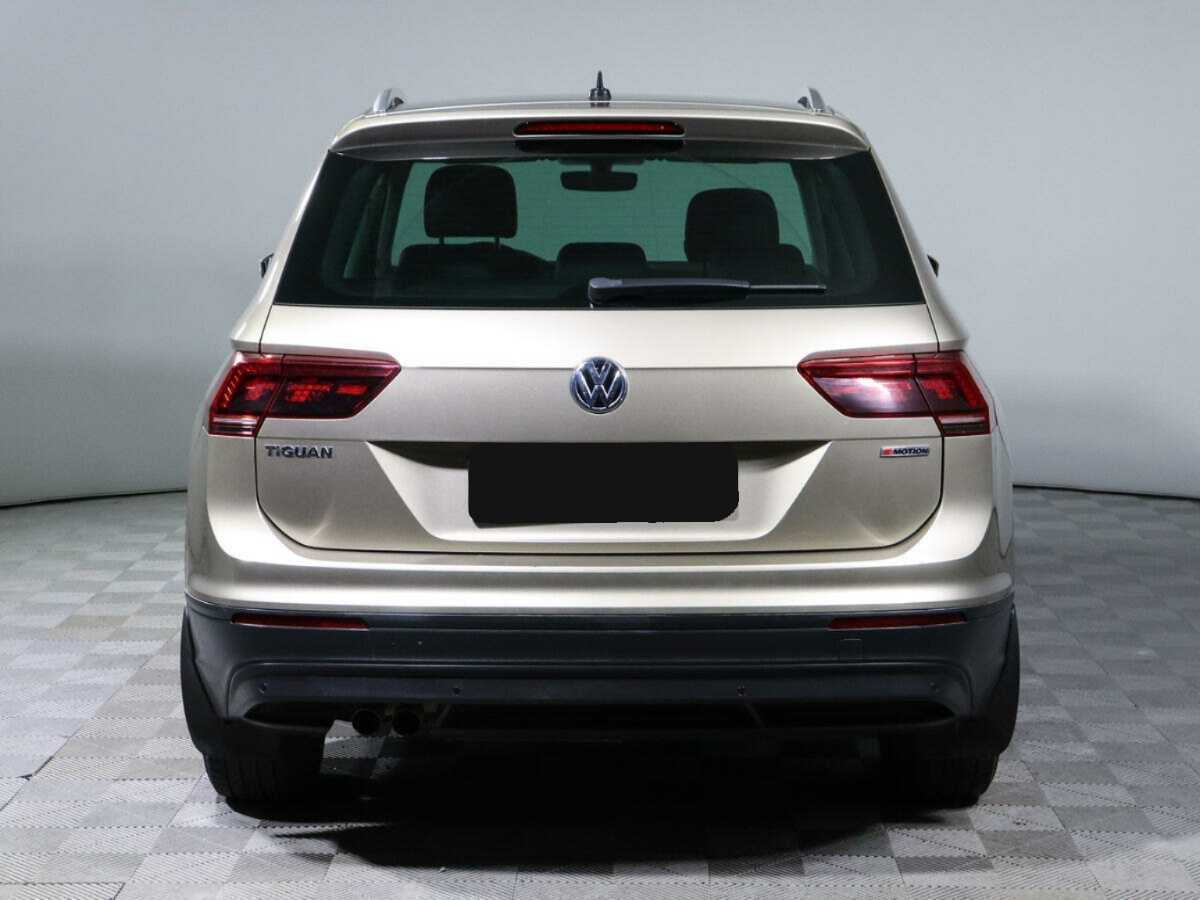 Volkswagen Tiguan, 2018 Фото №5