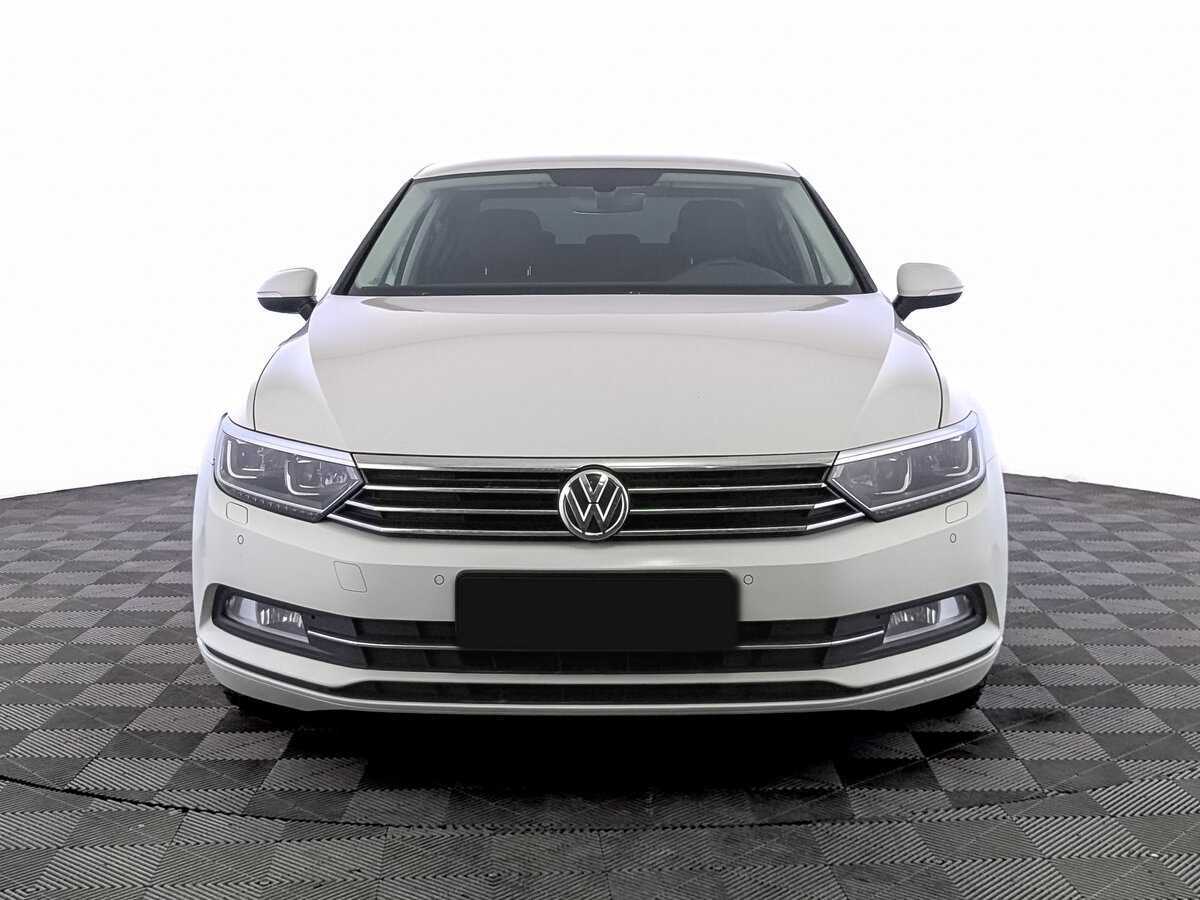 Volkswagen Passat, 2019 Фото №2