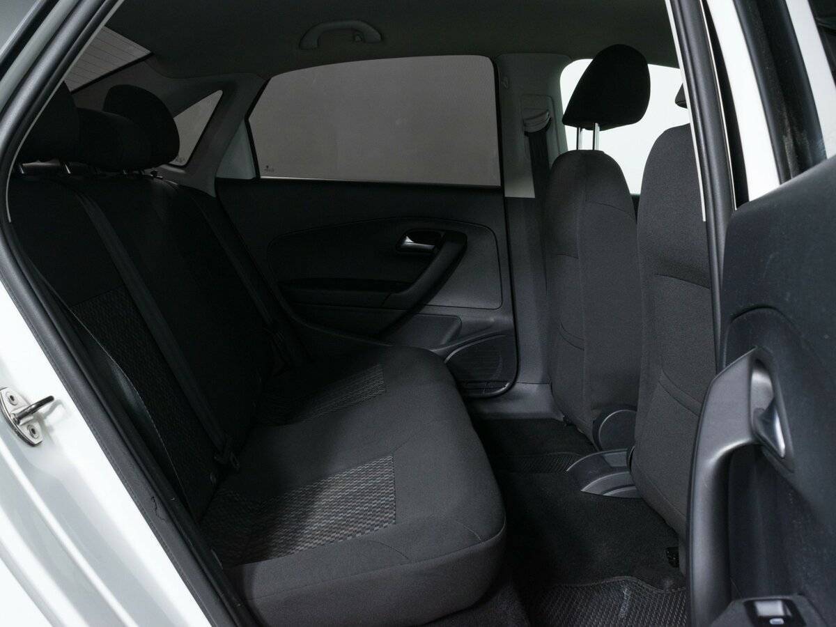 Volkswagen Polo, 2018 Фото №10